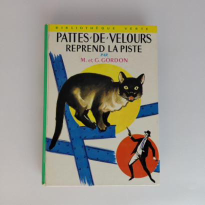 Pattes De Velours Reprend...