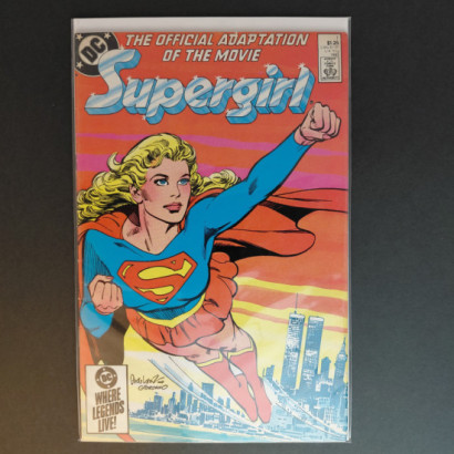 DC Supergirl - The Official...
